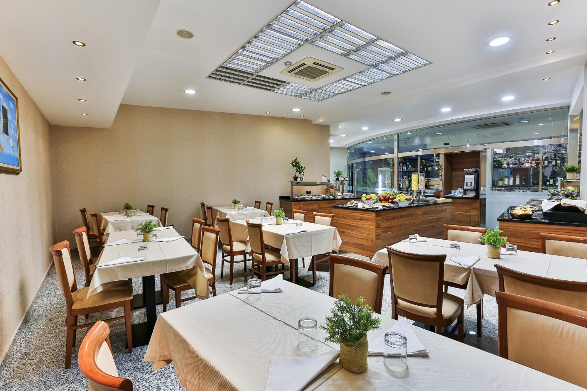 Kings Park Hotel Podgorica Eksteriør billede